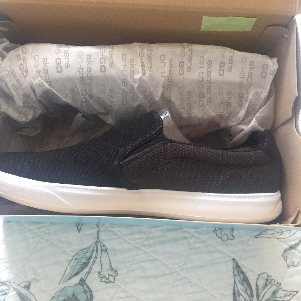 sketchers on the GO